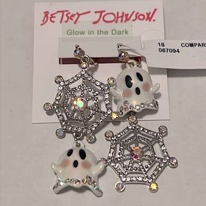 New Betsey Johnson Halloween Ghost and Web Lever Back Earrings
